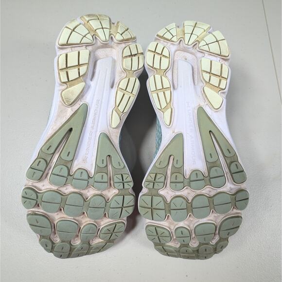 Under Armour Womens Shoes Size 7 Green Charged Gemini Running 3026500-300 - Picture 9 of 9